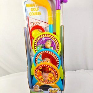 Toy Story 4 Miniature Golf Course NEB In & Outdoor